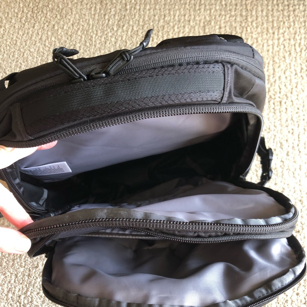 The North Face Borealis Backpack - Picture 6 of 9